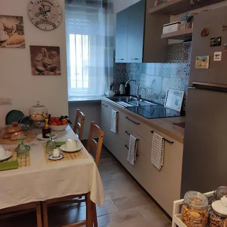 לינה וארוחת בוקר A Casa Di Carla